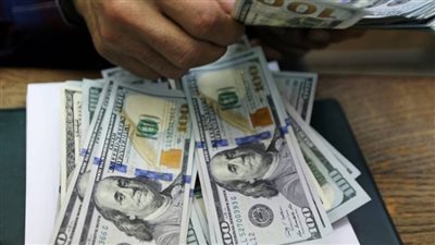 أسعار الذهب والدولار.. مفاجأة في المعدن الأصفر وصدمة حول العملة الخضراء