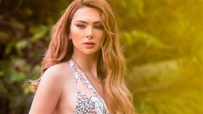 بعد اتهامها بغسيل الأموال.. الفنانة اللبنانية ستيفاني صليبا ترد