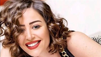 إحالة  منة شلبي للمحاكمة الجنائية في اتهامها بحيازة مخدرات بمطار القاهرة