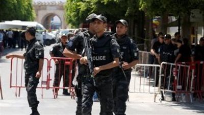 تونس: ضبط 4 أشخاص أجانب تسللوا عبر الحدود البرية