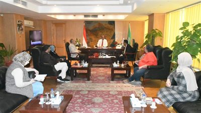 محافظ الفيوم يناقش مخطط المرحلة الثانية من أعمال تطوير المستشفى العام  