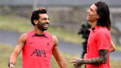 محمد صلاح ونونيز يقودان هجوم ليفربول أمام أستون فيلا
