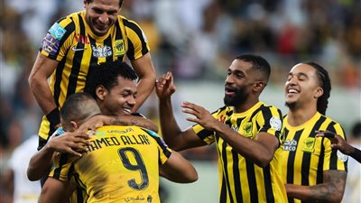 الدورى السعودى.. اتحاد جدة يضرب التعاون بثلاثية بمشاركة حجازى وطارق