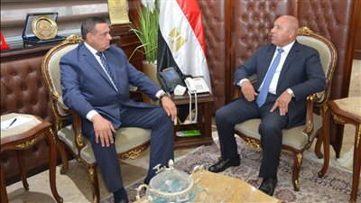 وزيرا التنمية المحلية والنقل يبحثان آليات تطبيق قانون تنظيم النقل النهري الجديد بالمحافظات