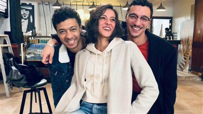 علي السبع ينتهي من تصوير 