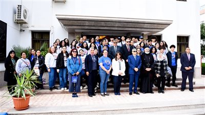 رئيس هيئة قناة السويس يستقبل وزيرة الهجرة وأبناء الجيل الثاني والثالث من المصريين المقيمين بكندا 