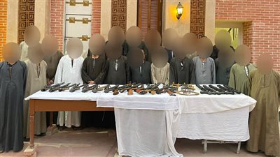 الداخلية: ضبط 24 قطعة سلاح ناري في حملة أمنية بأسيوط