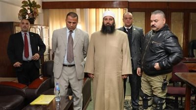 بسبب اتجوزوا بسرعة يا شباب قبل دفع 30 الف جنيه.. وقف مأذون شرعي عن العمل 