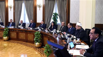 مدبولي: تسريع إجراءات الإفراج عن السلع بالجمارك