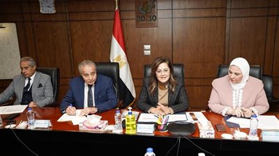 المجلس القومي للأجور يقر زيادة الحد الأدنى للأجر بالقطاع الخاص إلى 2700 جنيه 