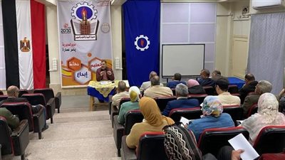 تعليم السويس تناقش  اللمسات الاخيره لامتحانات الفصل الدراسي الاول 