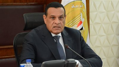 وزير التنمية المحلية يتلقى تقرير عن جهود مبادرة