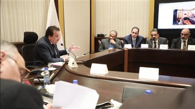 وزير الصحة يوجه بإعداد دراسة لإنشاء مركز متكامل للعلاج النفسي وعلاج الإدمان لغير القادرين