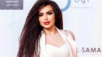 بٱطلاله ميمزة... لي لي قاسم  بتوقيع إسلام التركي في حفل الأفضل