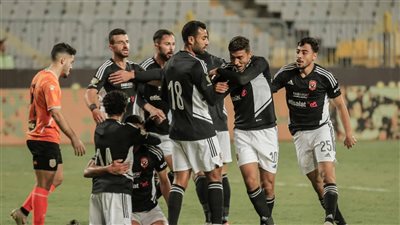 الجبهة اليمنى فى امان .. بديل أكرم توفيق يجتاز الكشف الطبي في الأهلي