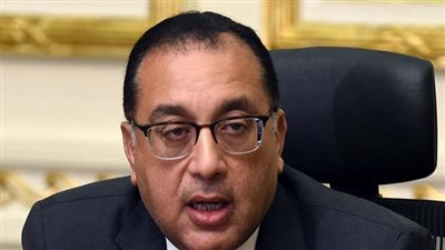 مدبولي يتلقى تقريرا حول جهود اللجنة الطبية العليا والاستغاثات بمجلس الوزراء خلال 2022