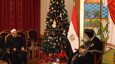 مفتي الجمهورية يلتقي البابا تواضروس للتهنئة بعيد الميلاد المجيد