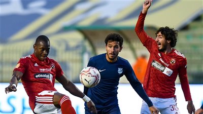 تعادل سلبي بين الأهلي وإنبي في شوط الفرص المهدرة