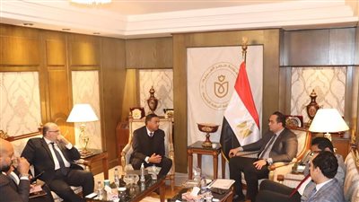 رئيس هيئة الرعاية الصحية يستقبل الرئيس التنفيذي لمجموعة ألاميدا للرعاية الصحية