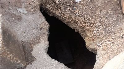 محافظ الإسماعيلية يتابع هبوط جزئيّ بإحدى حارات الكوبري الجديد بمدينة فايد 