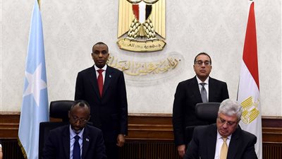 رئيسا وزراء مصر والصومال يشهدان توقيع تعاون في مجال التعليم العالي بين مصر والصومال