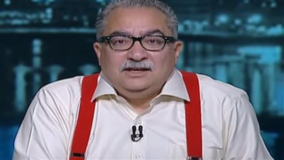 سر شطب إبراهيم عيسى من الأهلي.. الهجوم على النادي أم الشعراوي؟