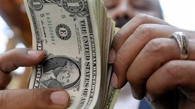 صدمة للمصريين.. الدولار يتخطى الـ 30 جنيه