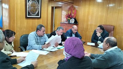 تحسين الصحة بالسويس يرفع أجر المتعاقدين الى 200 جنيه