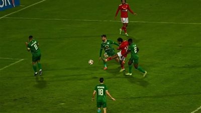 الشوط الأول .. التعادل يفرض نفسه على مواجهة الأهلي والمصري فى الدوري