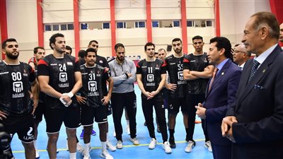 وزير الرياضة يتواصل مع بعثة اليد لتهنئتهم بالفوز فى افتتاح بطولة العالم بالسويد