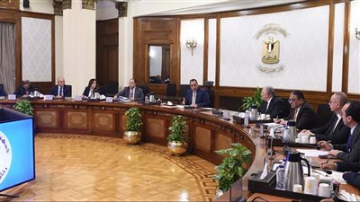 تثبيت الفائدة 11%.. 