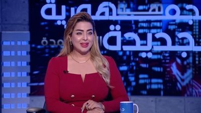 قناة النهار: وقف المذيعة منى العمدة وإحالة العاملين في برنامجها للتحقيق