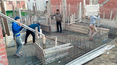 التصدى لحالة بناء بدون ترخيص بمركز ومدينة التل الكبير بالإسماعيلية 