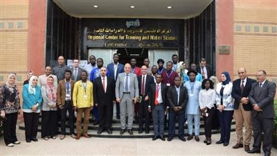 الدكتور سويلم يستعرض الأنشطة التدريبية التي تقدمها الوزارة للمتدربين من الدول العربية والأفريقية