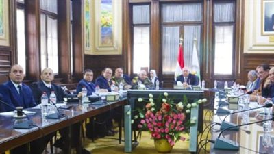 وزير الزراعة يتابع اخر مستجدات إنشاء محطة شتلات القصب بوادي الصعايدة في محافظة أسوان