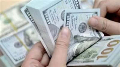 أسعار الذهب والدولار.. تراجع طفيف في العملة والصاغة