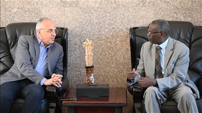  الدكتور سويلم والسفير هانى صلاح يتفقدوا محطة قياس تصرفات الخرطوم على النيل الازرق