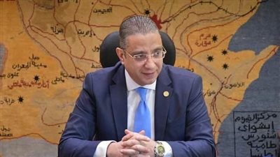 محافظ الفيوم يتابع جهود مديرية القوى العاملة لتوفير فرص عمل بالقطاع الخاص