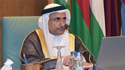 البرلمان العربي يعتبر تمزيق نسخة من المُصحف بهولندا تحديًا للعالم الإسلامي