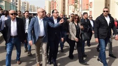 رئيس الوزراء يفتتح أحد مصانع الأدوية بالعاشر من رمضان