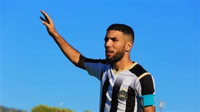 عاجل.. وفاق سطيف يعلن توقيع أحمد القندوسي لنادي الأهلي رسميا