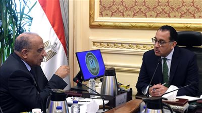 رئيس الوزراء يلتقى وزير قطاع الأعمال العام لمتابعة عدد من ملفات عمل الوزارة