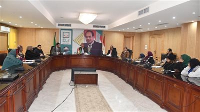 محافظ الفيوم يناقش احتياجات ومطالب ذوي الهمم ويوجه الجهات المعنية بحلها   