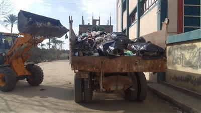 رفع ٨٧ طن قمامة ومخلفات بمركز ومدينة الإسماعيلية 