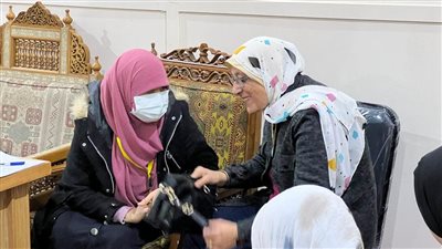 برنامج متكامل للفتوى ونصائح وتوجيهات للحفاظ على الأسرة بجناح الأزهر 