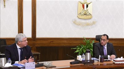 رئيس الوزراء يتابع مع وزير التعليم العالي عددًا من ملفات عمل الوزارة