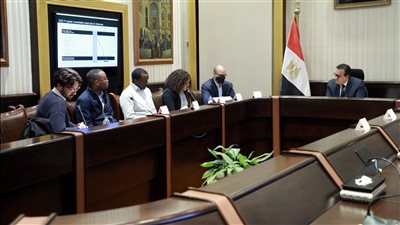وزير الصحة يبحث مع وفد الاتحاد الإفريقي التعاون لتعزيز قدرات مصر في مجال إنتاج اللقاحات والأمصال 
