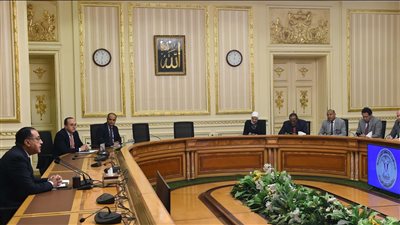 أبرزها تتعلق بقانون الاستثمار.. الحكومة توافق على 13 قرارًا باجتماع مجلس الوزراء 