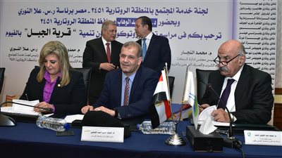 مياه الفيوم: بحضور رئيس الشركة القابضة توقيع بروتوكول لتوصيل المياه بمركز إطسا