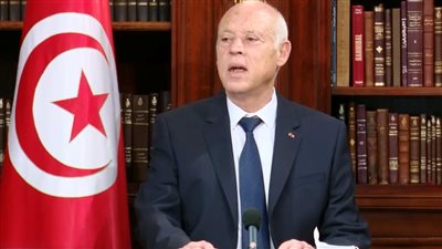 دون ذكر تفاصيل.. 